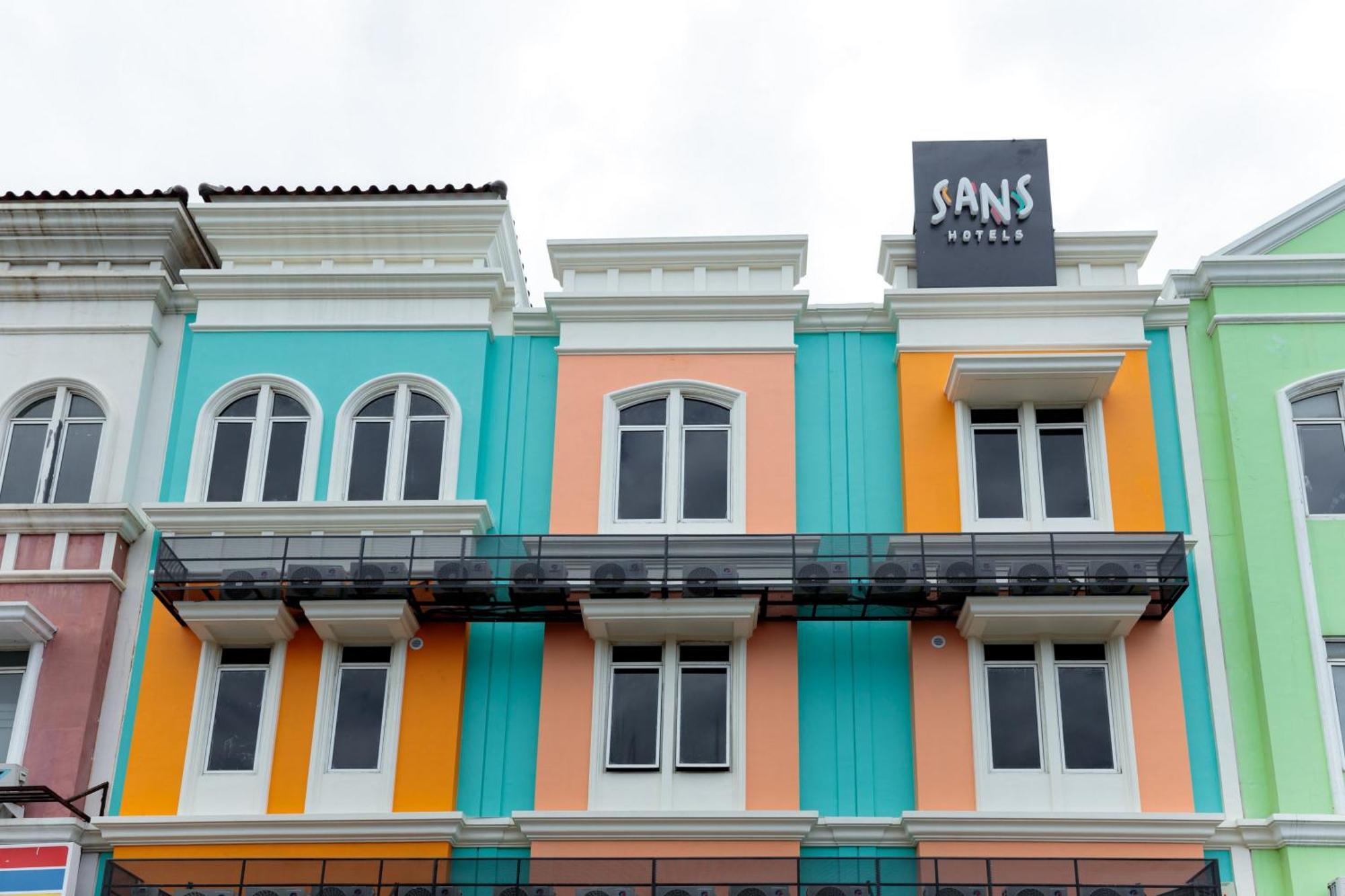Sans Hotel Kelapa Gading Джакарта Екстер'єр фото