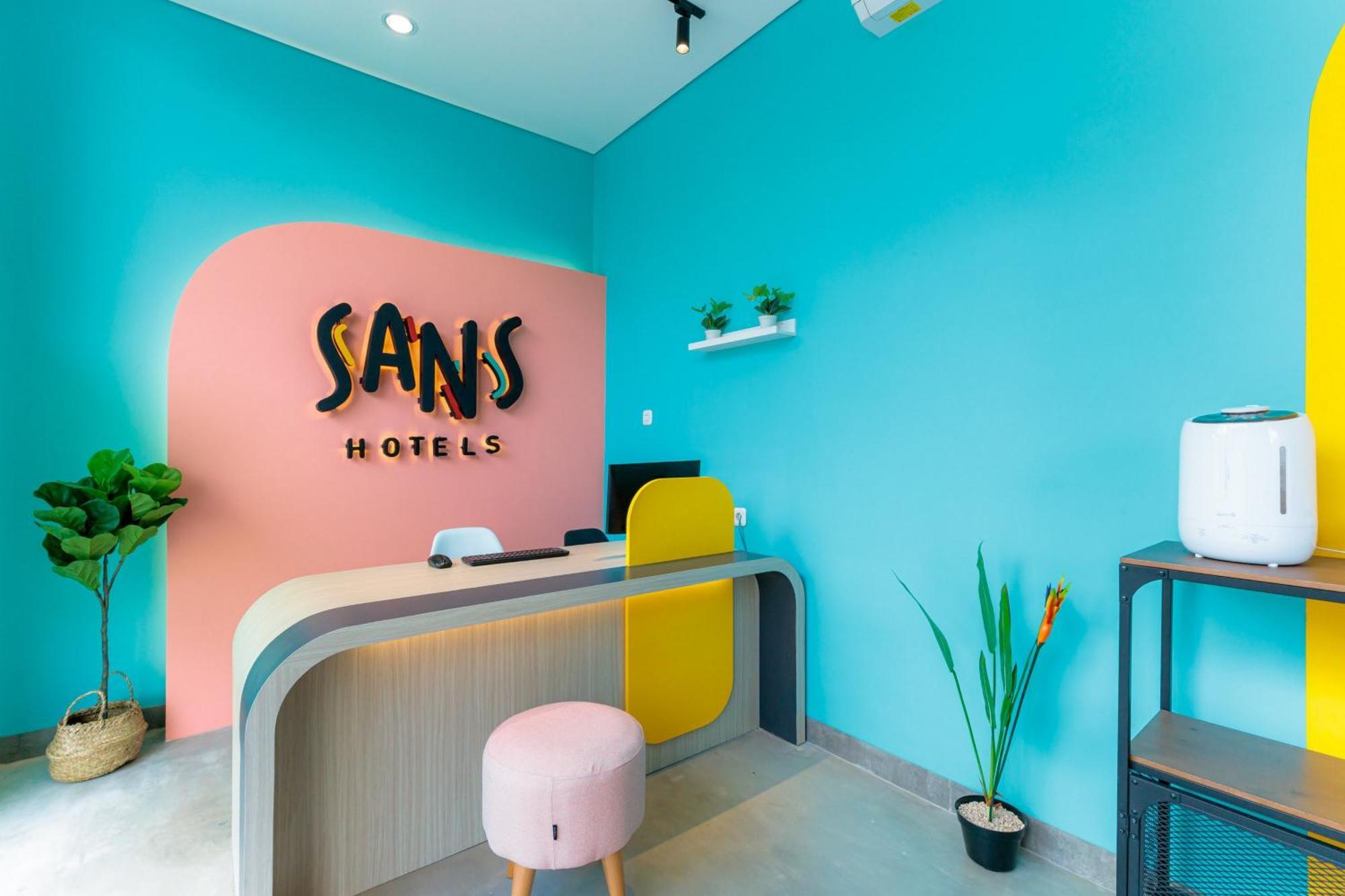 Sans Hotel Kelapa Gading Джакарта Екстер'єр фото